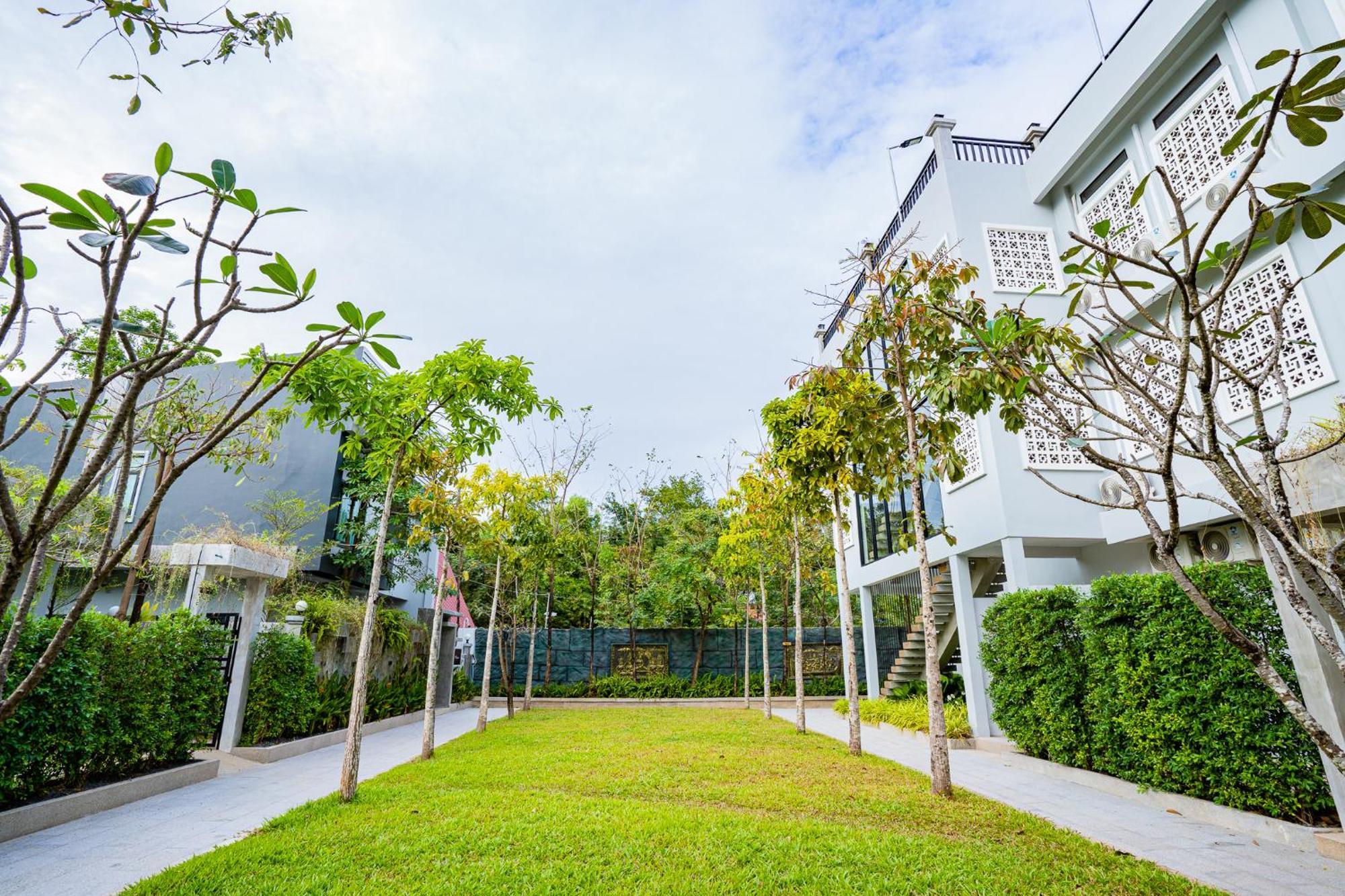 Rainforest Hotel By Nsun Kampot Extérieur photo