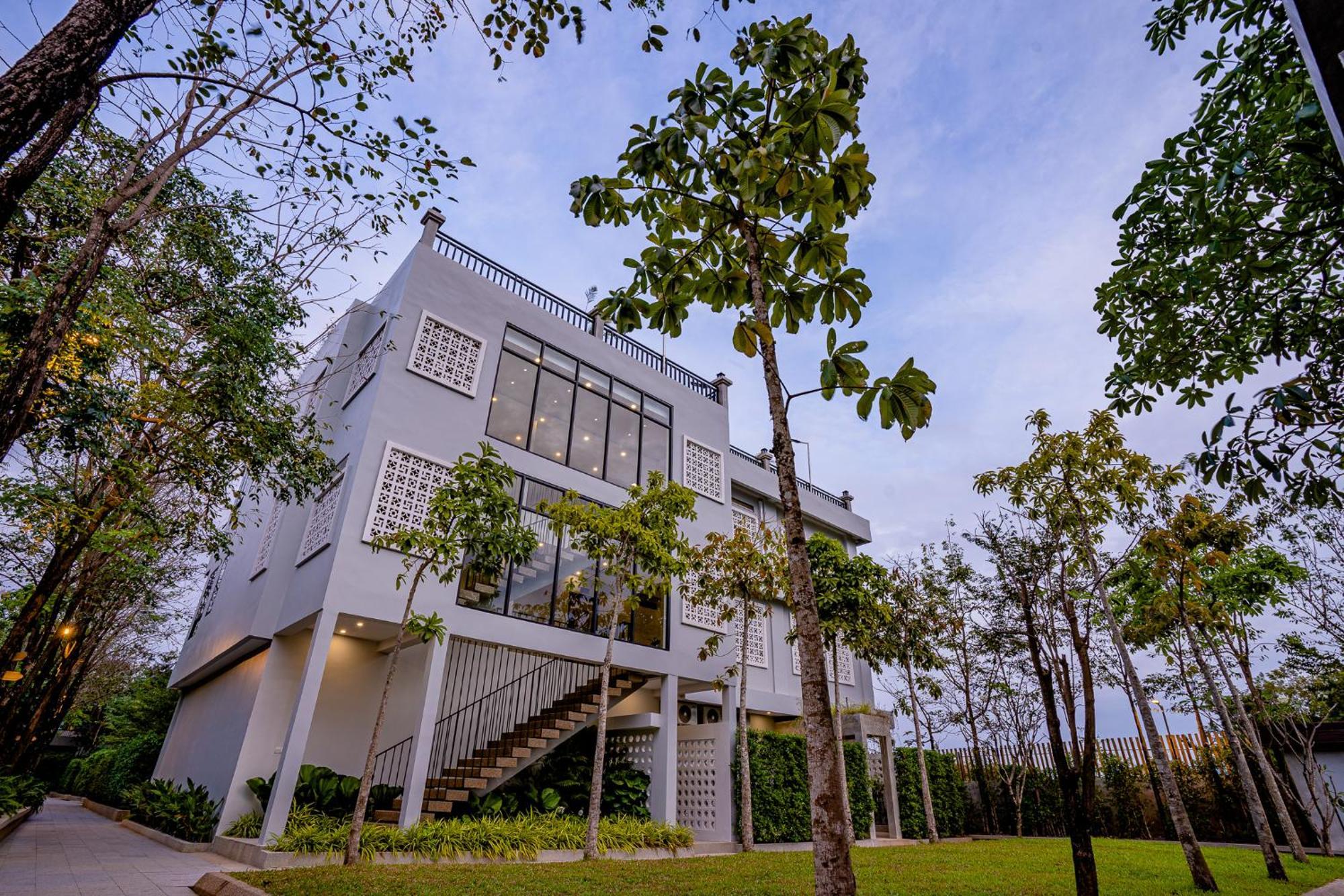 Rainforest Hotel By Nsun Kampot Extérieur photo