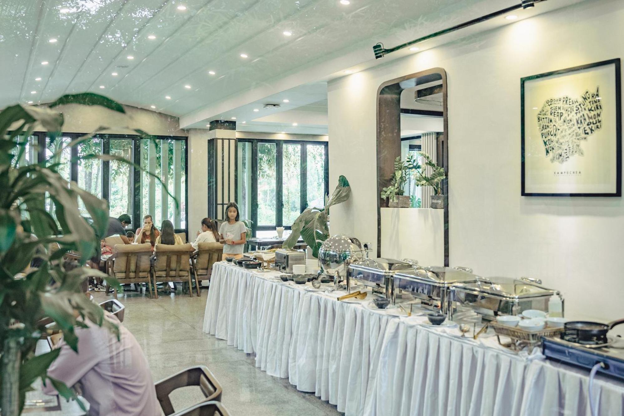 Rainforest Hotel By Nsun Kampot Extérieur photo